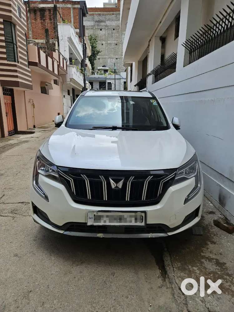 Mahindra Xuv700 Ax7 2022