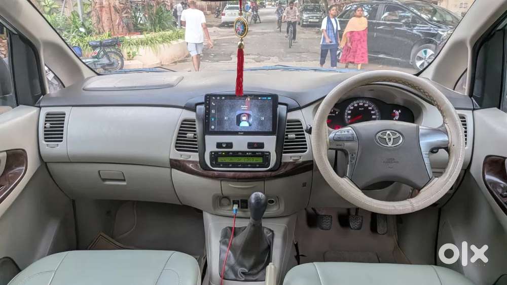 Toyota Innova 2.5 Vx 7 Seater Bs Iv, 2014, Diesel