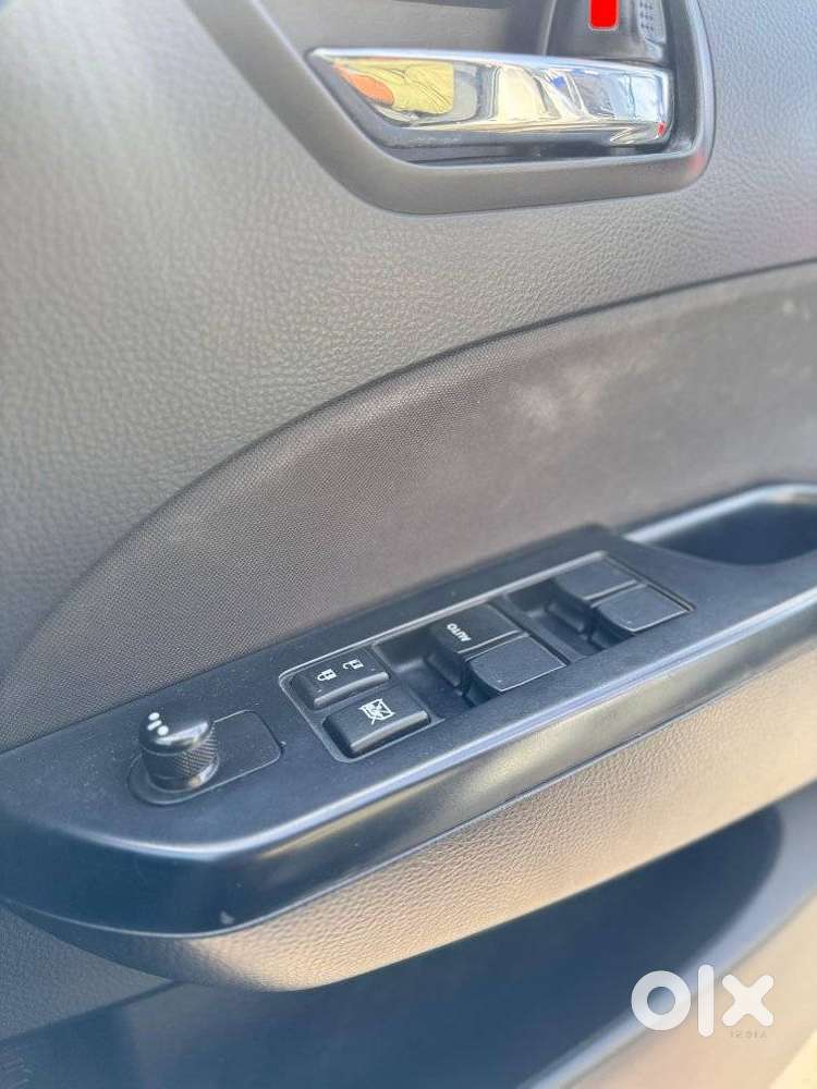 Maruti Suzuki Swift 1.2 Vxi (o), 2014, Petrol