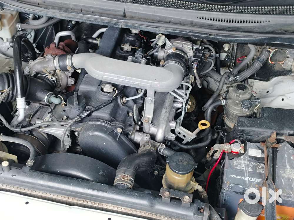 Toyota Innova 2.5 E 8 Str, 2010, Petrol