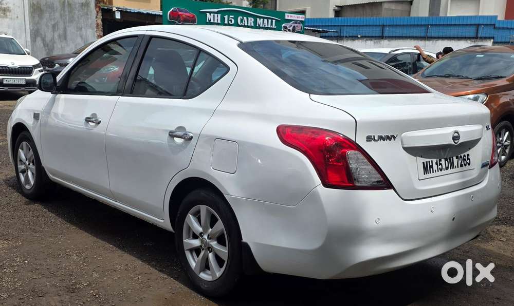 Nissan Sunny Xv Premium Pack (leather), 2012, Diesel