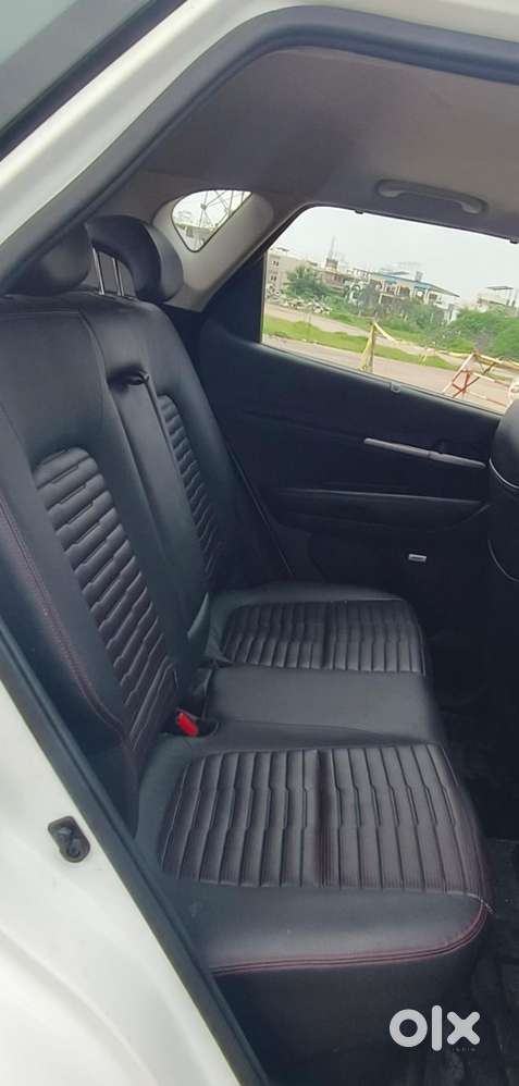 Kia Sonet, 2021, Petrol