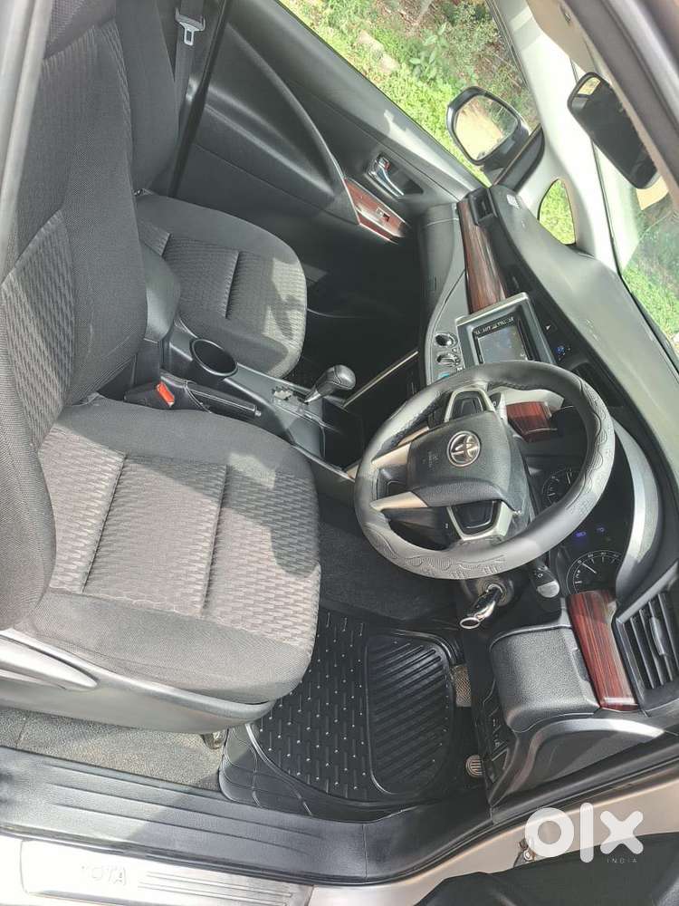 Toyota Innova Crysta