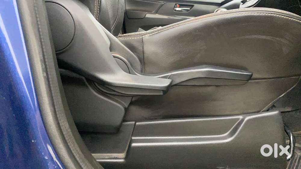 Maruti Suzuki Xl6 Alpha At, 2019, Petrol