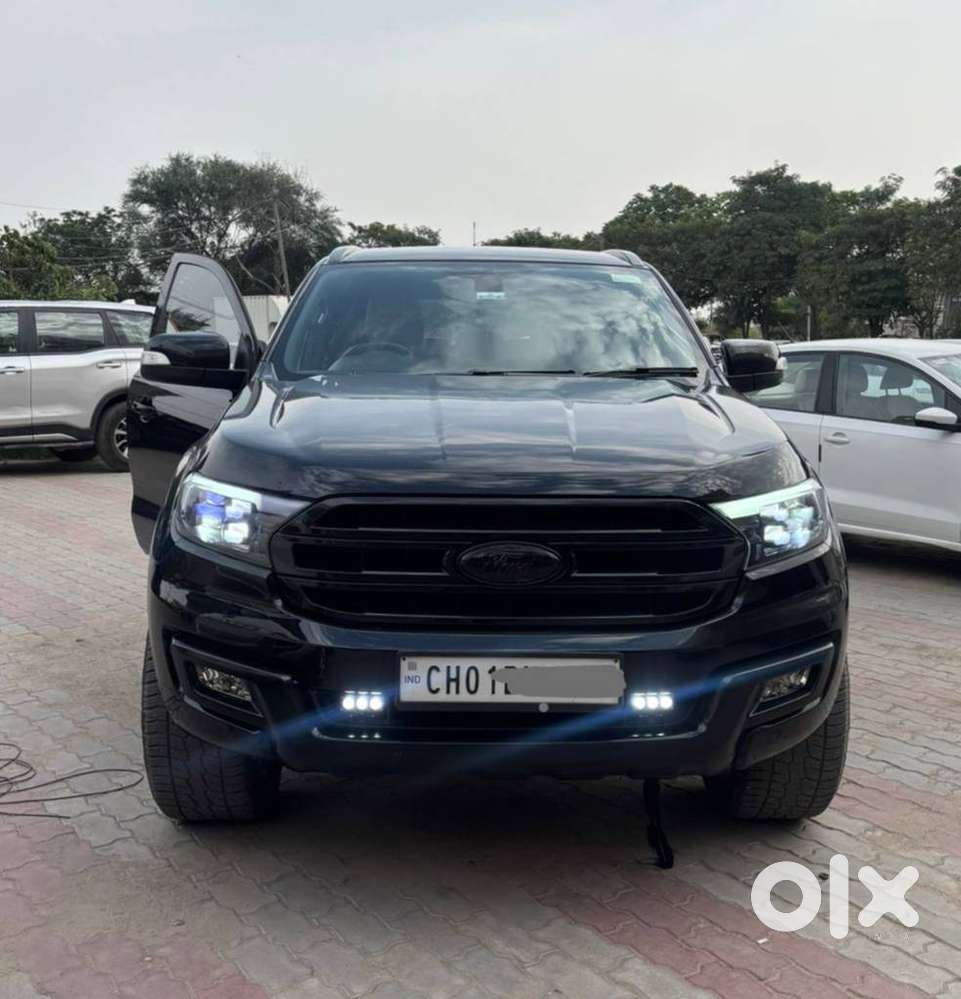 Ford Endeavour 3.2 Titanium At 4x4, 2017, Diesel