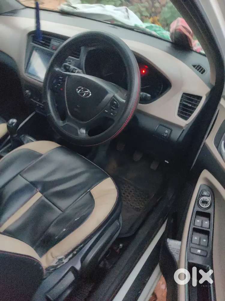 Hyundai I20 Sportz 2015  Last Ka H Petrol