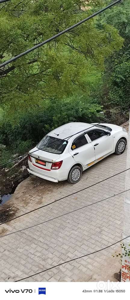 Maruti Suzuki Dzire 2023 Cng & Hybrids 70000 Km Driven