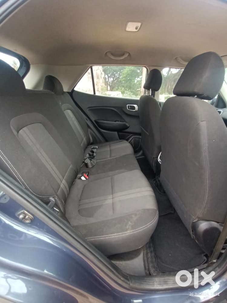 Hyundai Venue S 1.2 Petrol, 2022, Petrol