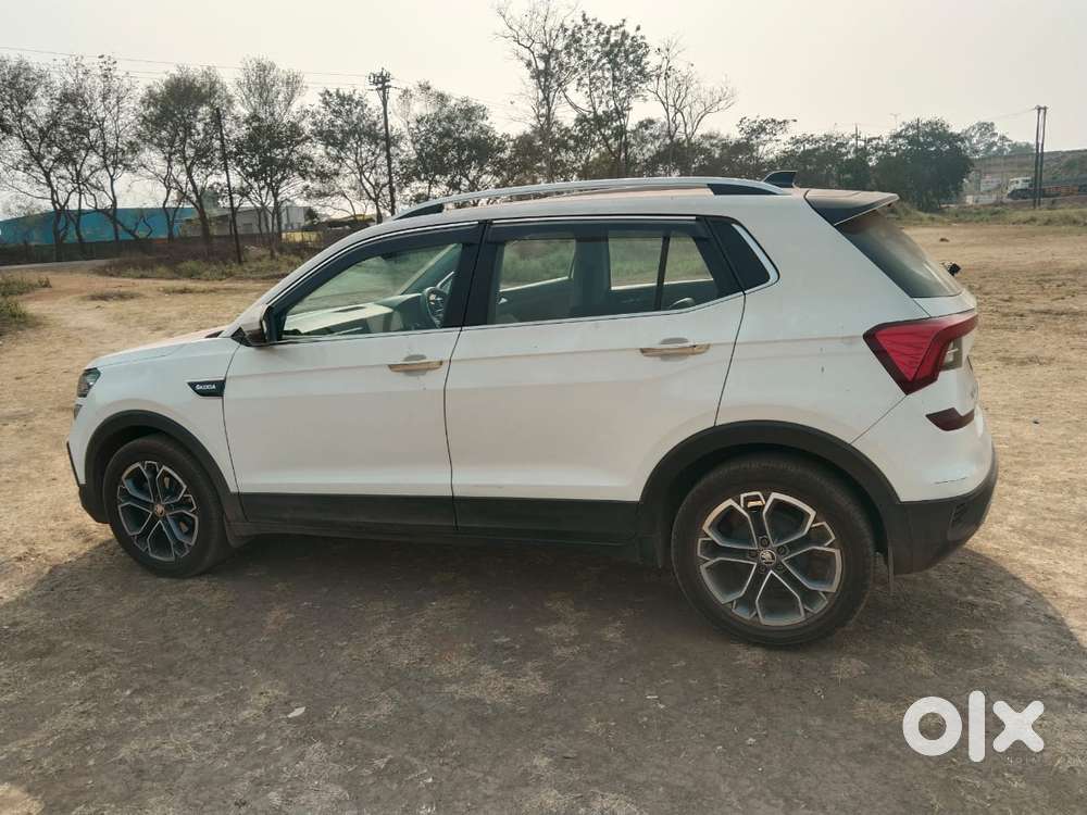 Skoda Kushaq 1.0 Tsi Style, 2023, Petrol