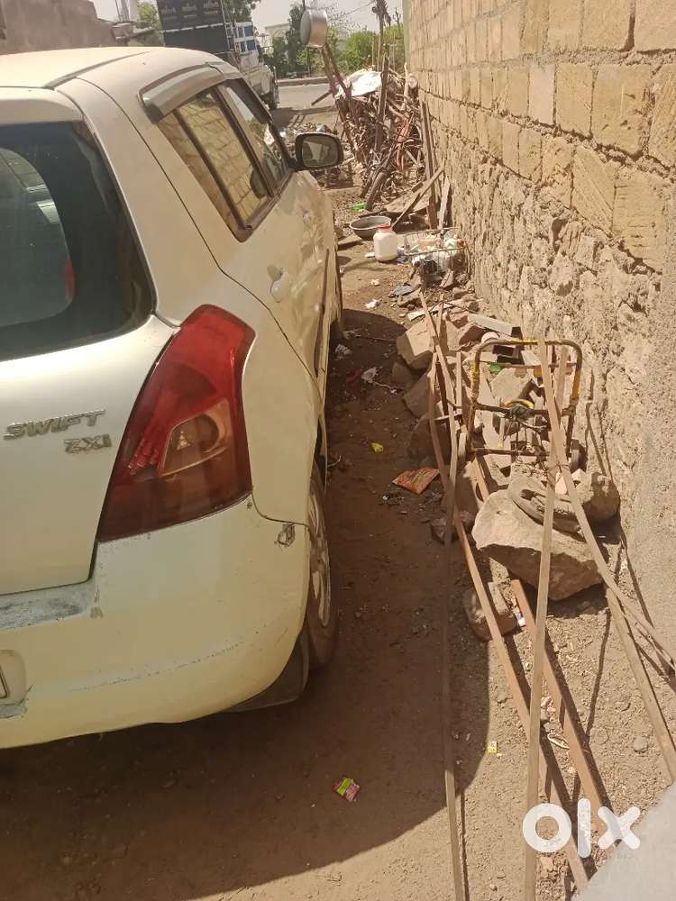 Maruti Suzuki Swift 2010 Cng & Hybrids 230000 Km Driven