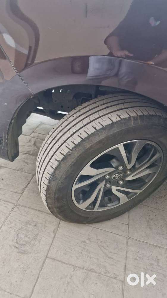 Toyota Innova Crysta [2020-ongoing] 2.4 Gx 7 Str, 2021, Diesel
