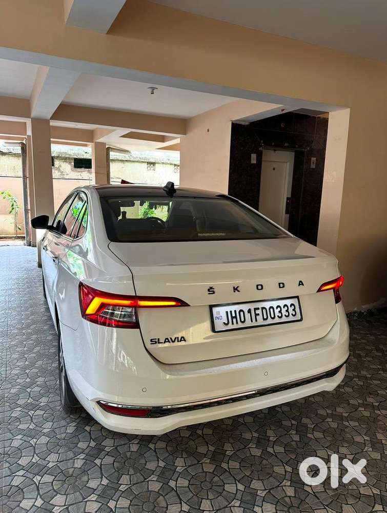 Skoda Slavia Showroom Maintained Vip Number Automatic