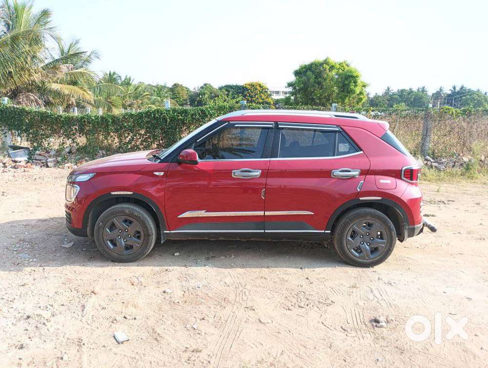 Hyundai Venue S 1.2 Petrol, 2023, Petrol