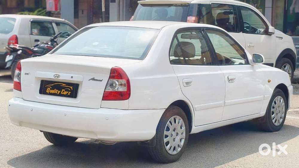 Hyundai Accent Executive, 2010, Petrol