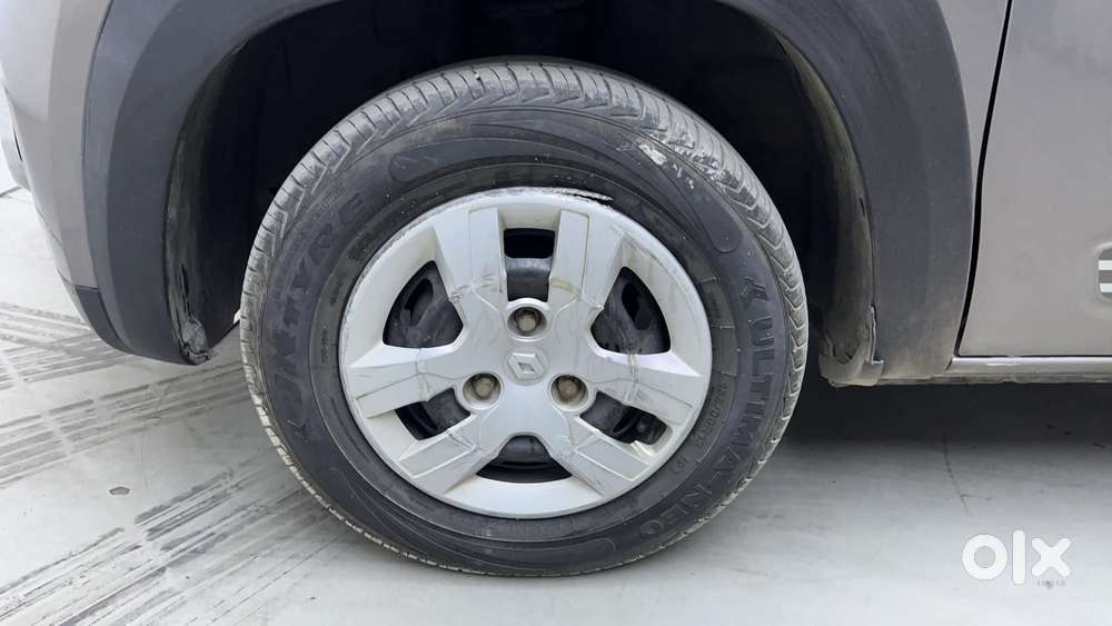 Renault Kwid 2019-ongoing 1.0 Rxt Amt (o), 2018, Petrol