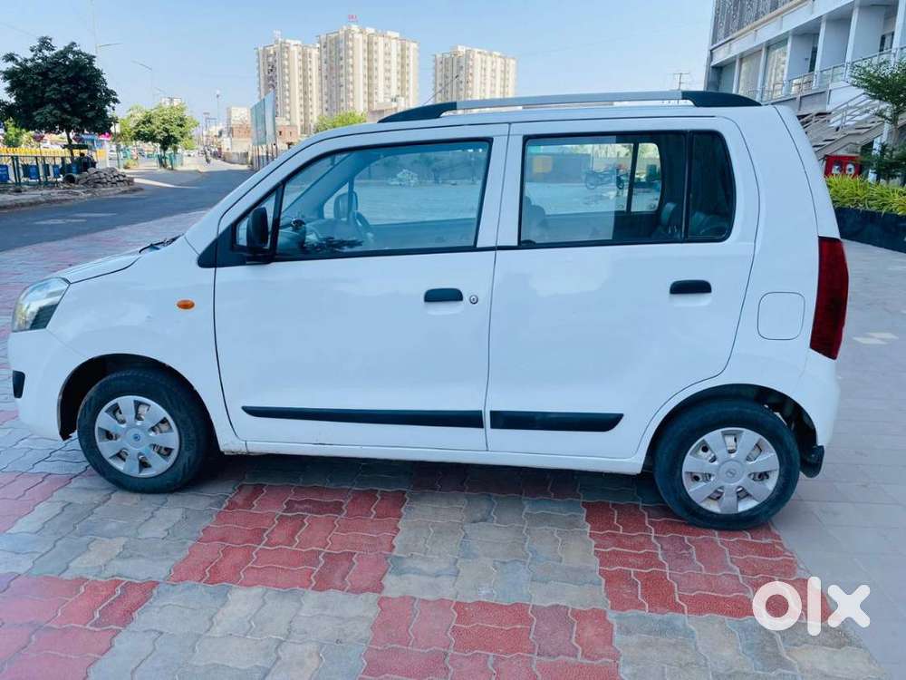 *wagon R Lxi ગાડી વેચવાની છે*