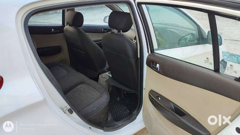 Hyundai I20 Petrol Cvt Magna Executive, 2010, Petrol