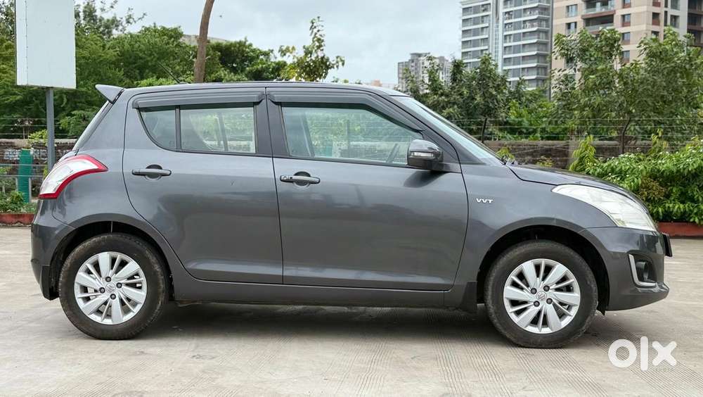 Maruti Suzuki Swift Vvt Zxi, 2018, Petrol