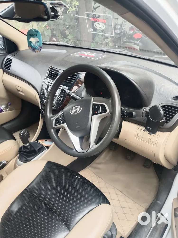 Hyundai Verna Diesel Manual 2012 Year