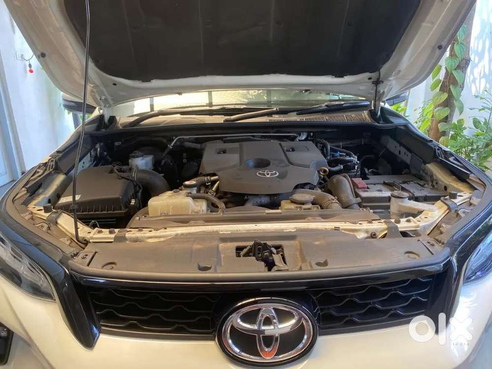 2022 Model Toyota Fortuner Legender 4x4 Automatic Single Ownership