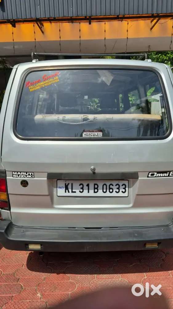 Maruti Suzuki Omni 2010