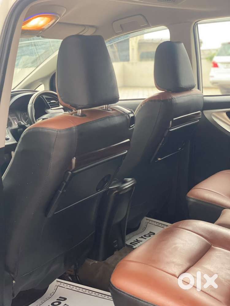 Toyota Innova Crysta 2.8z Automatic, 2017, Diesel