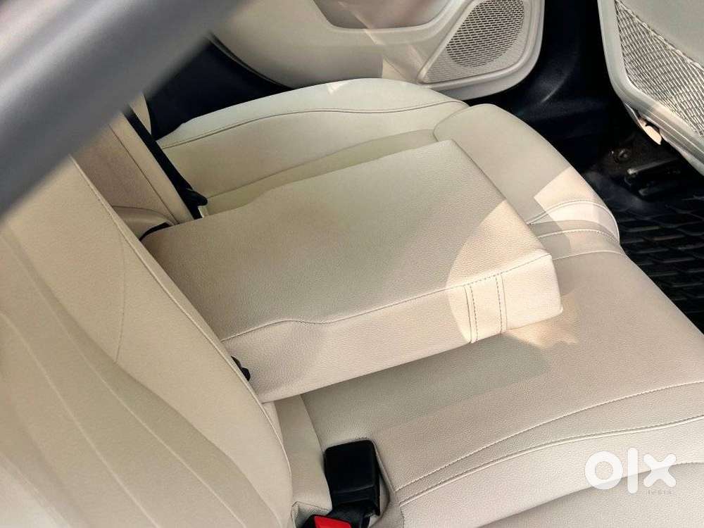 Mercedes-benz A-class Limousine 200, 2023, Petrol