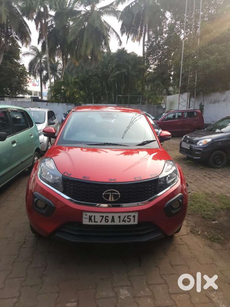 Tata Nexon 1.2 Revotron Xma Amt (s), 2019, Petrol