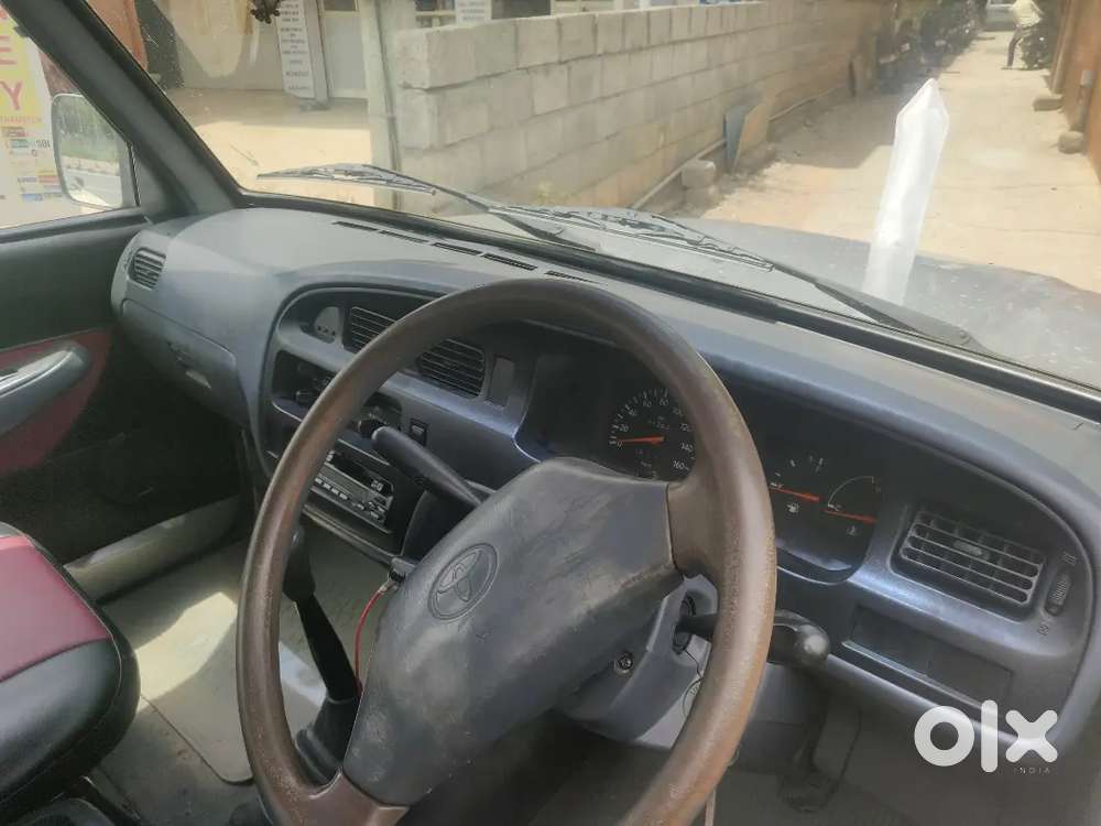 Toyota Qualis 20004