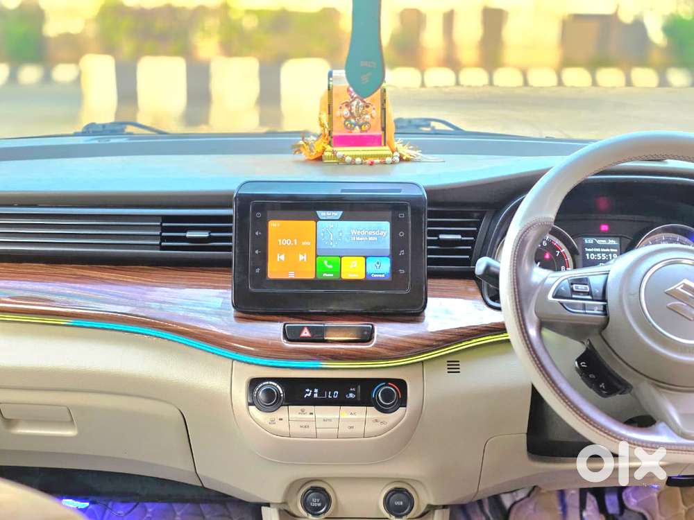 Maruti Suzuki Ertiga Zxi (o) Cng [2022-2023], 2022, Petrol