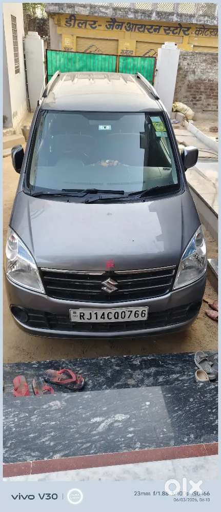 33000 चली हुई है गाड़ी में कोई कमी नहीं है