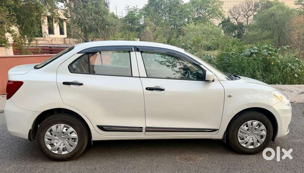 Maruti Suzuki Swift Dzire 1.2 Lxi Bsiv, 2024, Cng & Hybrids