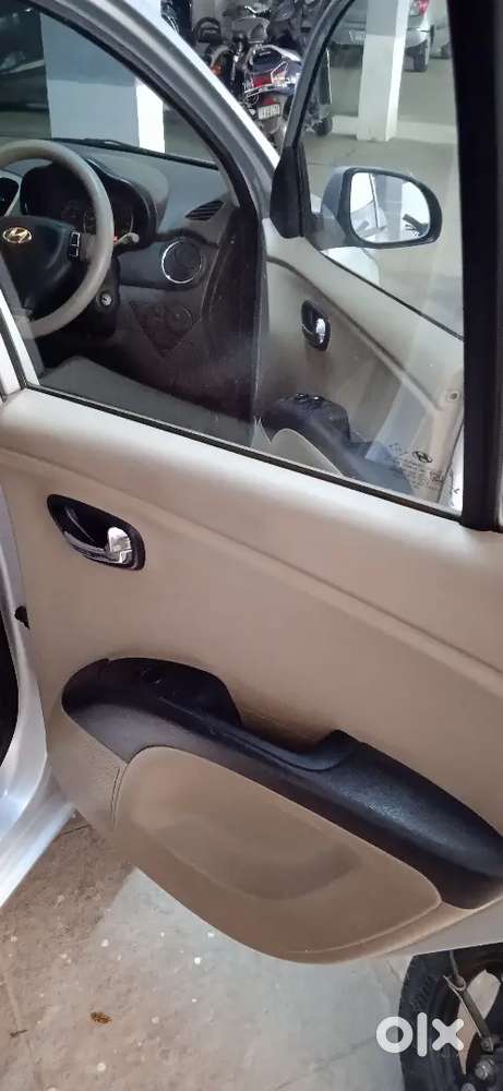 Hyundai I10 Asta 2011 Petrol Well Maintained