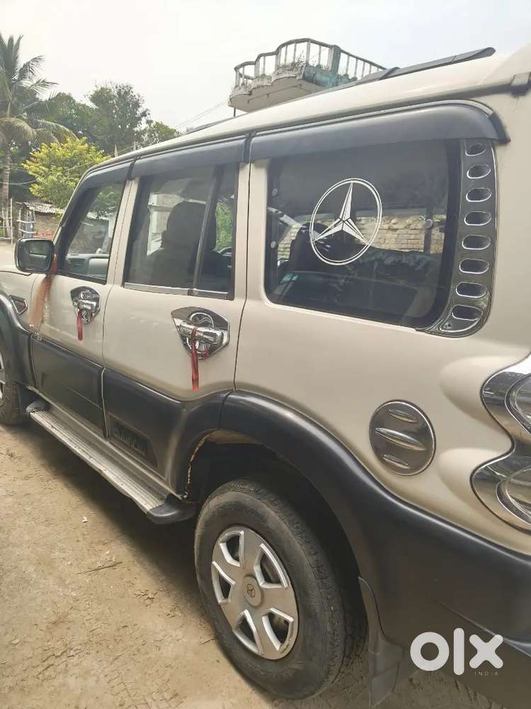 Mahindra Scorpio Diesel Automatic 2017