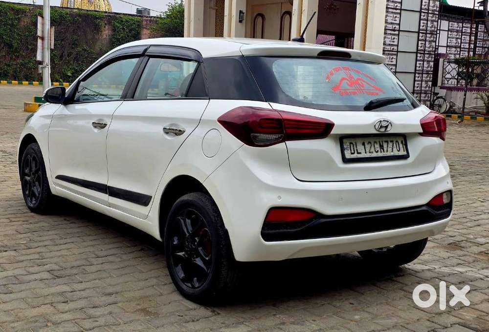 Hyundai I20 Petrol Asta Option, 2018, Petrol