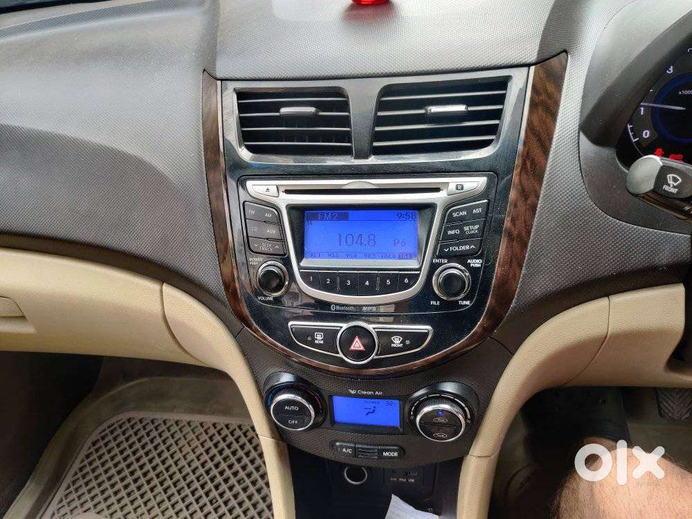 Hyundai Verna 1.6 Vtvt Sx, 2014, Petrol