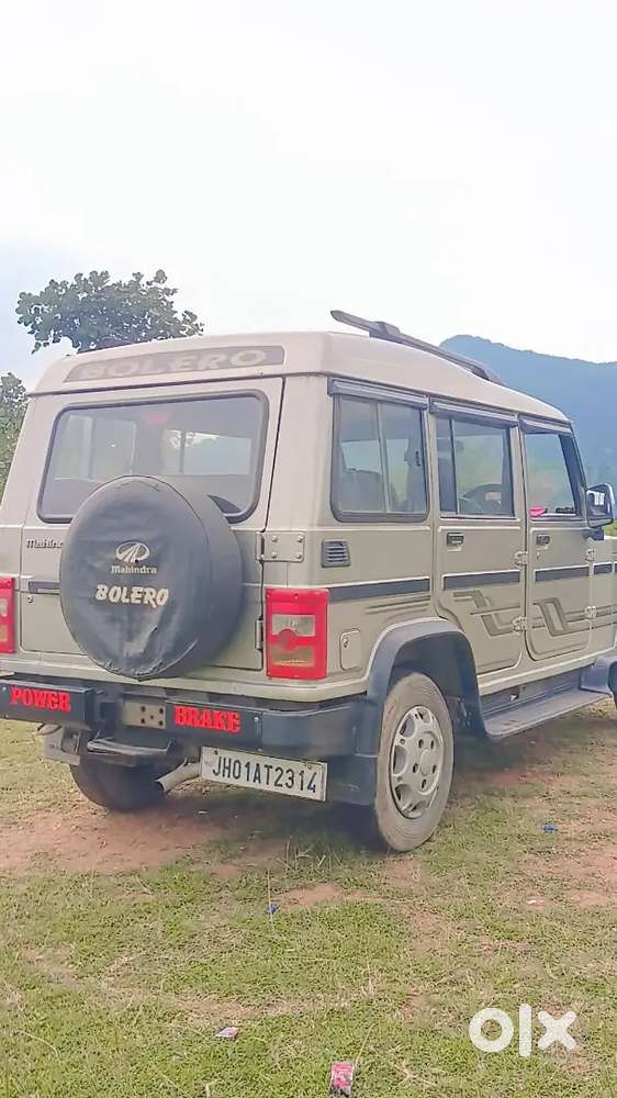 Mahindra Bolero Neo 2012