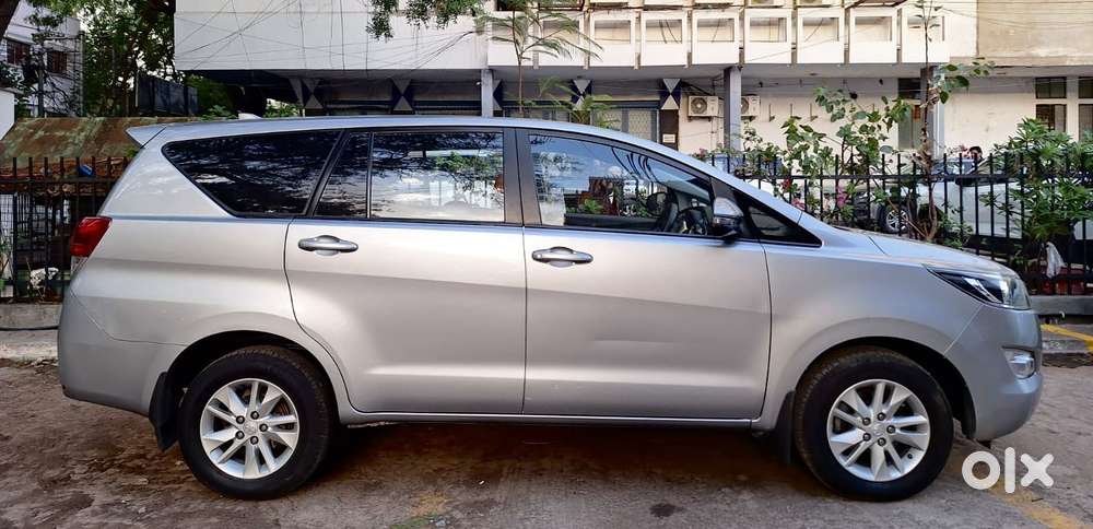 Toyota Innova Crysta [2020-ongoing] 2.4 Gx At 8 Str, 2020, Diesel