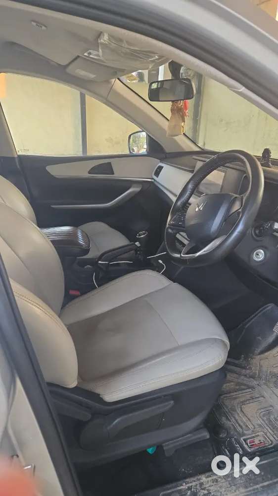 Mahindra Xuv700 2022 Diesel 53800 Km Driven