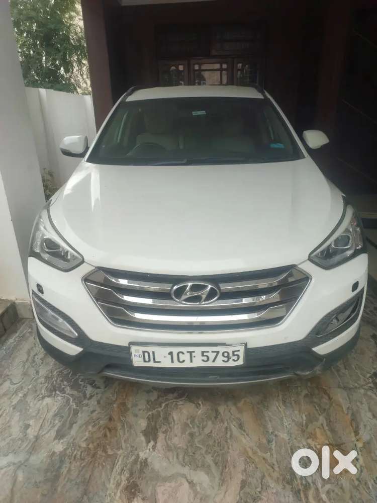 Hyundai Santa Fe 2014 Diesel 90000 Km Driven