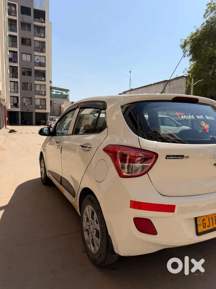 Petrol + Cng One Handedly Use. Prime Car