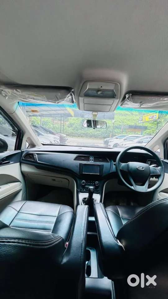 Mahindra Marazzo M2, 2018, Diesel