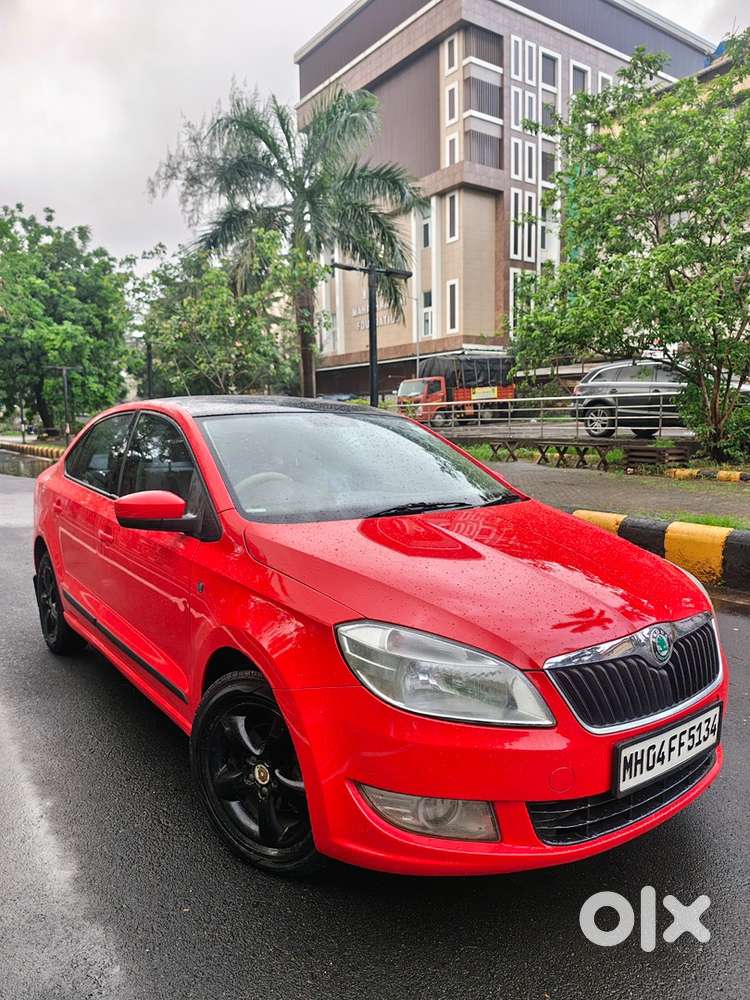 Skoda Rapid Elegance 2012