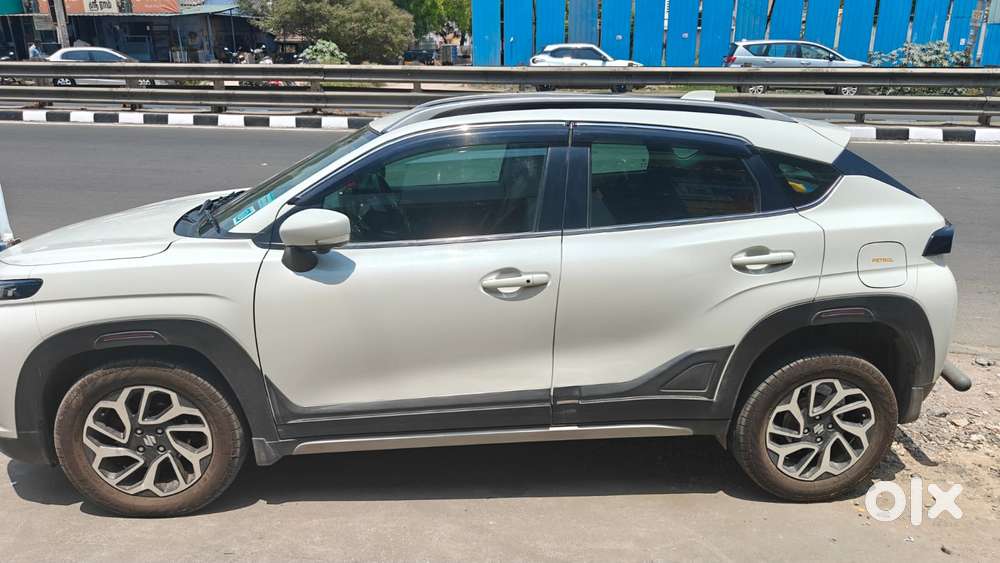 Maruti Suzuki Fronx Alpha 1.0l Turbo 6 At, 2023, Petrol