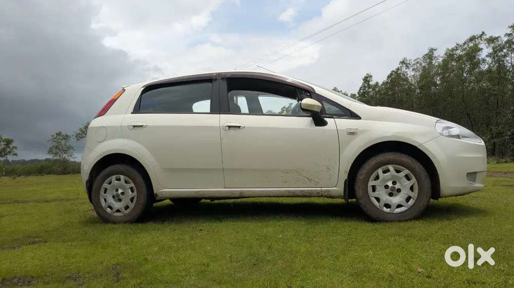 Fiat Grande Punto 2014 Diesel 16000 Km Driven