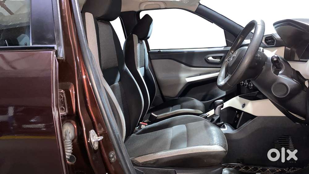 Nissan Magnite 1.0 Xv Turbo Cvt Dual Tone, 2021, Petrol