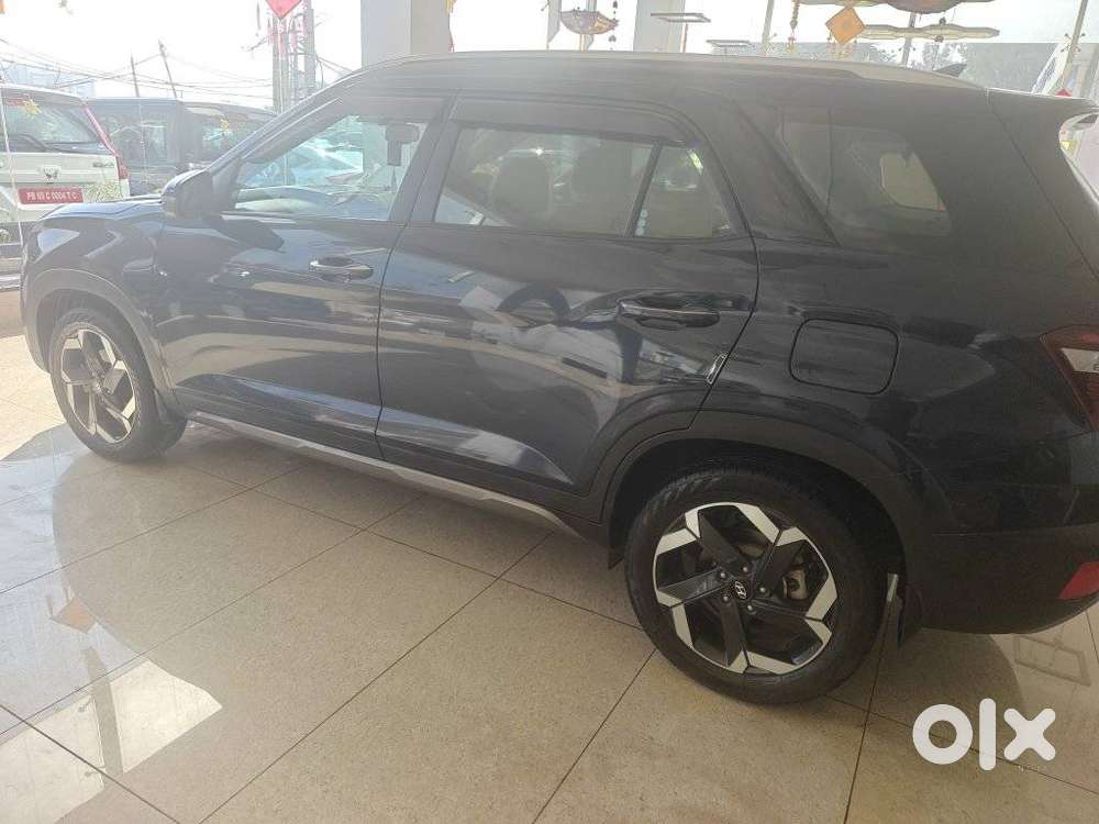 Hyundai Alcazar Platinum, 2024, Petrol