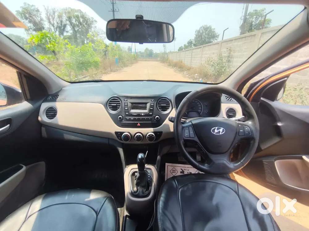 Hyundai Grand I10 2016 Petrol 120000 Km Driven