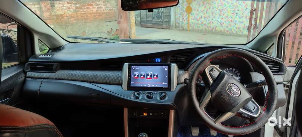 Toyota Innova Crysta 2.4 G Mt 8s, 2018, Diesel