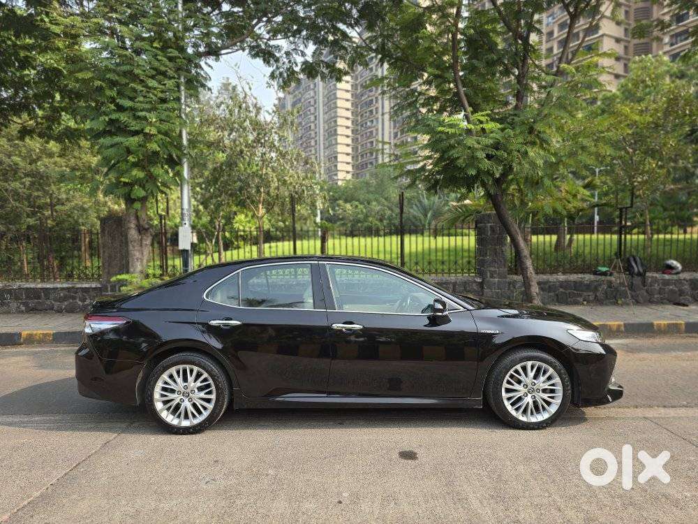 Toyota Camry Hybrid, 2019, Petrol